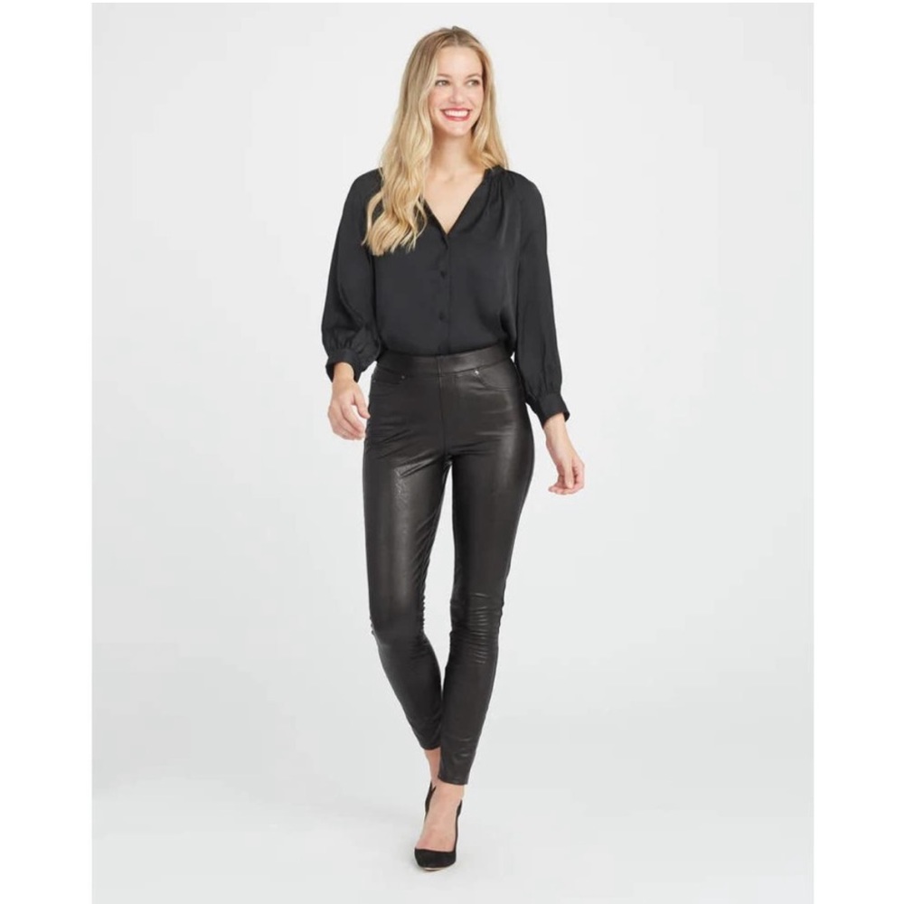 NWT SPANX Noir Black Leather-Like Ankle Skinny Pant Size L